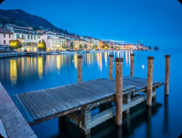Il lungolago di Salò sul Lago di Garda a 10 minuti da Gavardo